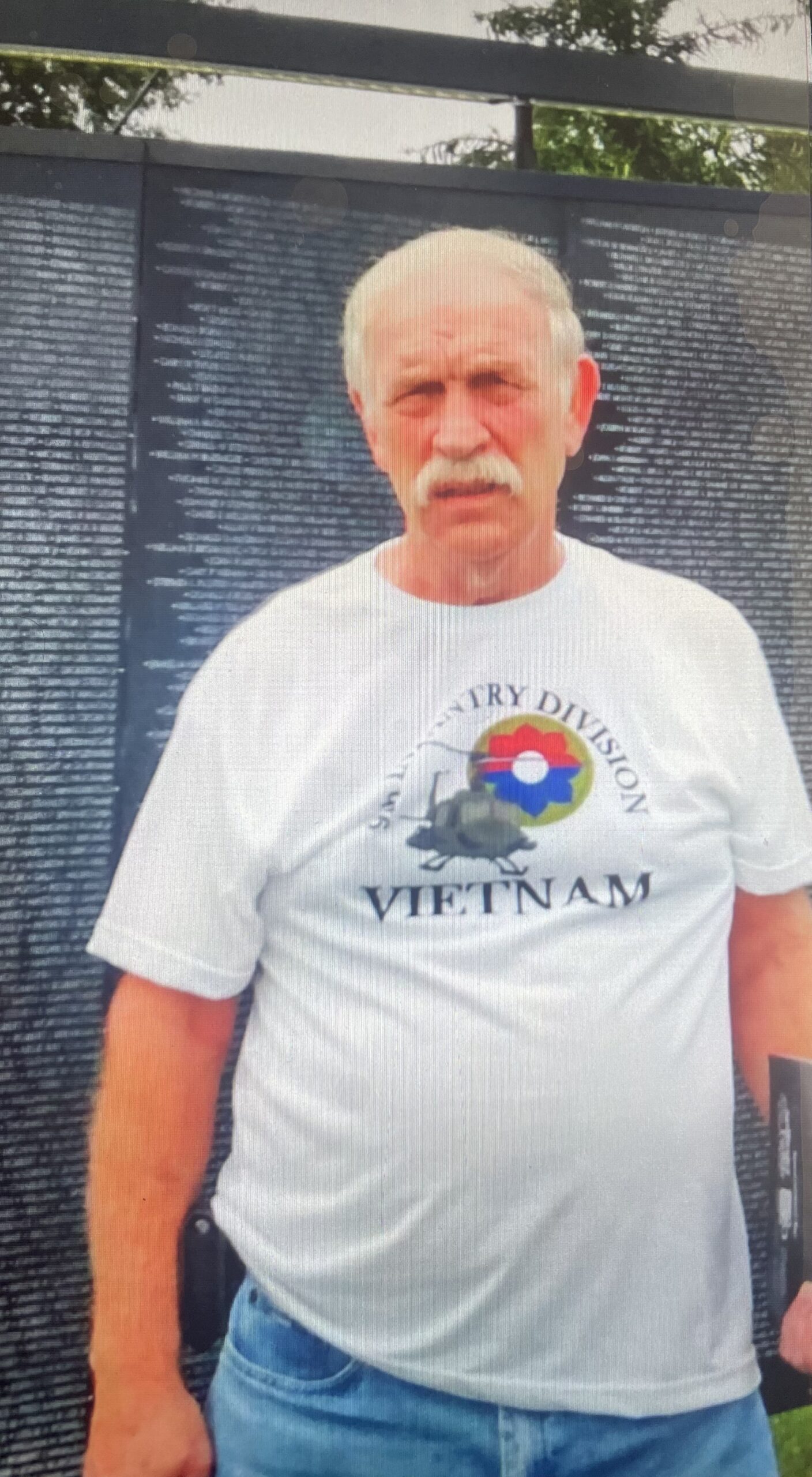 Obituary-img